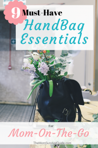 Mom Bag Essentials to help you get organized and get out the door faster.  Plus a free printable checklist so you are always prepared.  #momlife #organization #bag #purse #stayathomemom #happylife #mombag #emergency