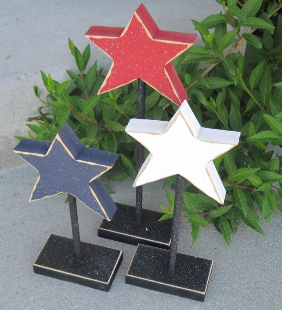 3 patriotic wooden stars centerpeice