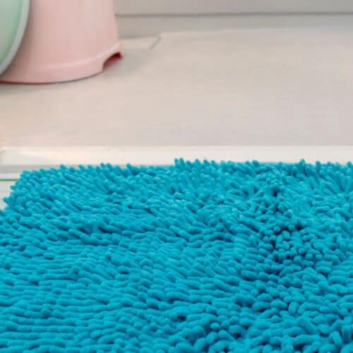 Easy Tips How To Wash Bath Mats and Bathroom Rugs The Mom Survival Guide